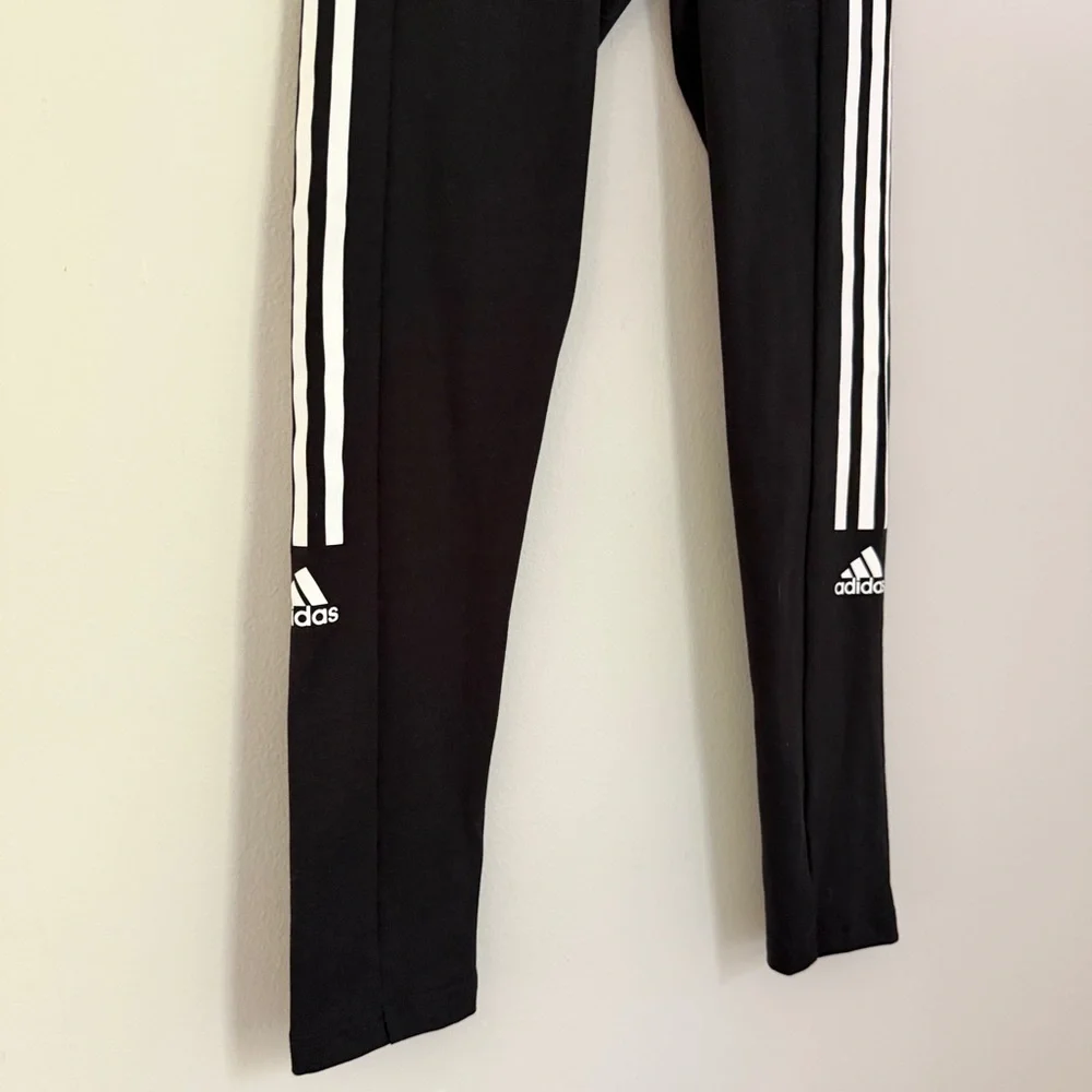 NWT adidas Aeroready Designed To Move‎ 7/8 Leggings Black White Stripes Size XS